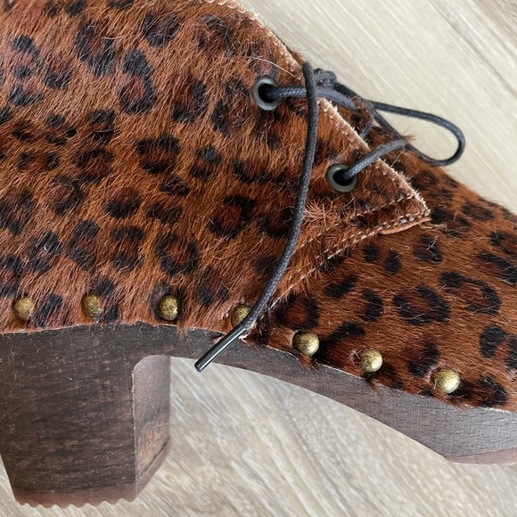 Leopard print pony hair clogs - Picture 5 of 6